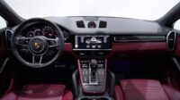 PORSCHE CAYENNE GTS