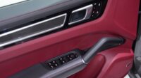 PORSCHE CAYENNE GTS