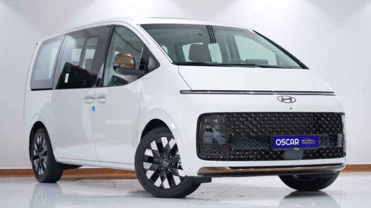 2025 HYUNDAI STARIA 3.5L 7S LUXURY
