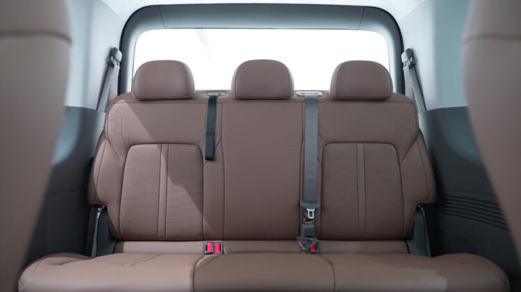 2025 HYUNDAI STARIA 3.5L 7S LUXURY