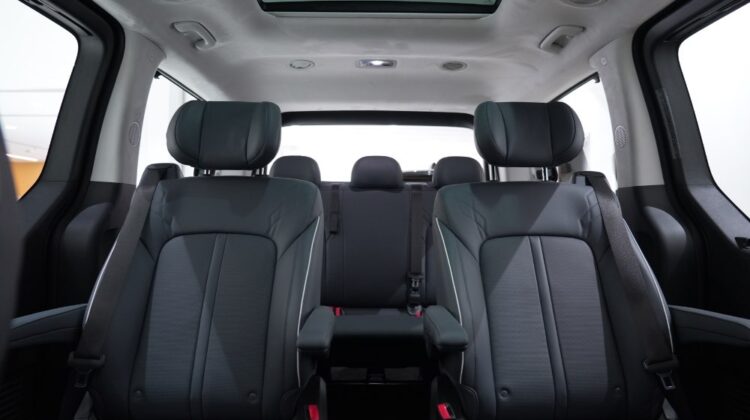 HYUNDAI STARIA 3.5L LUXURY