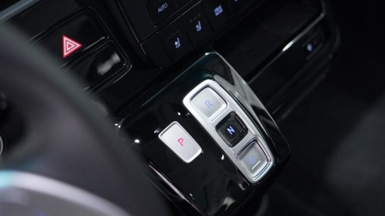 HYUNDAI STARIA 3.5L LUXURY