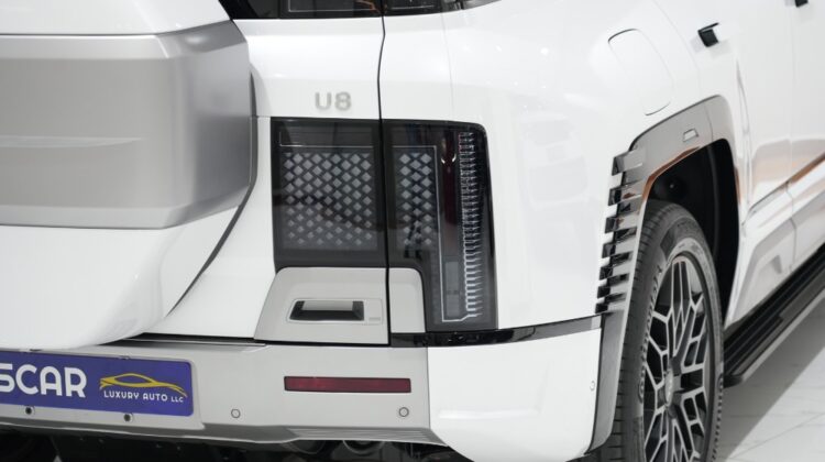 BYD YANWANG U8 2024 WHITE (FOR EXPORT )