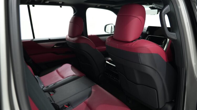 LEXUS LX600 F SPORT
