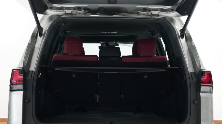 LEXUS LX600 F SPORT