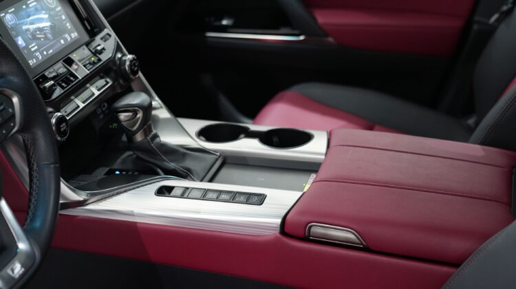 LEXUS LX600 F SPORT