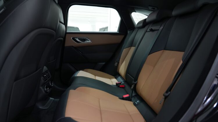 RANGE ROVER VELAR HSE DYNAMIC P – 250