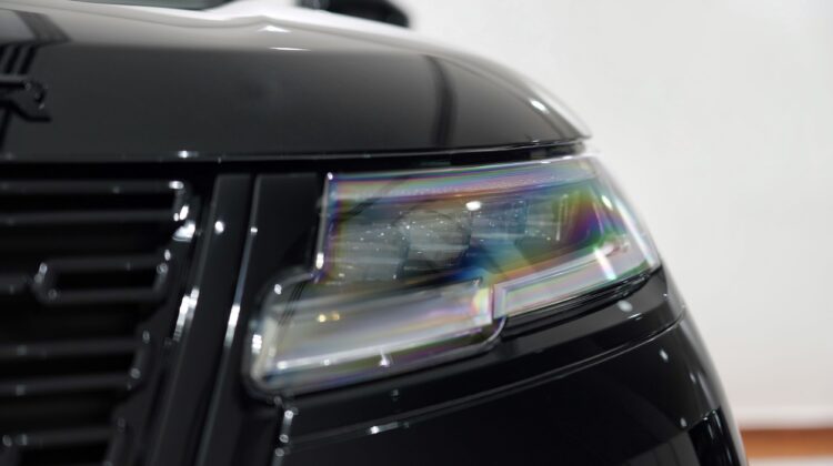 RANGE ROVER VELAR HSE DYNAMIC P – 250
