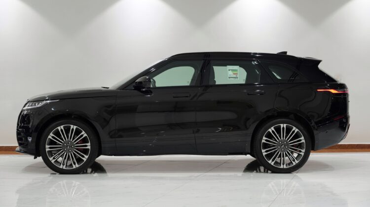 RANGE ROVER VELAR HSE DYNAMIC P – 250