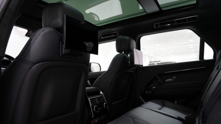 RANGE ROVER SPORT FIRST EDITION P530
