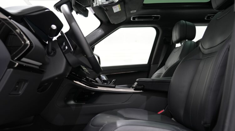 RANGE ROVER SPORT FIRST EDITION P530