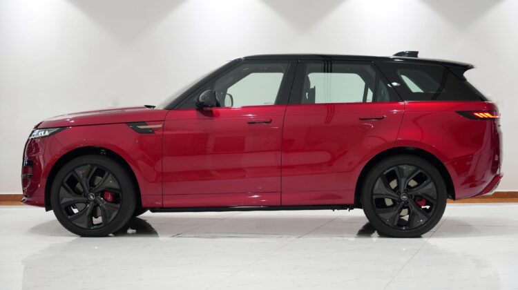 RANGE ROVER SPORT FIRST EDITION P530