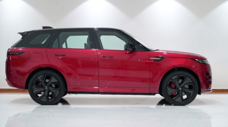RANGE ROVER SPORT FIRST EDITION P530