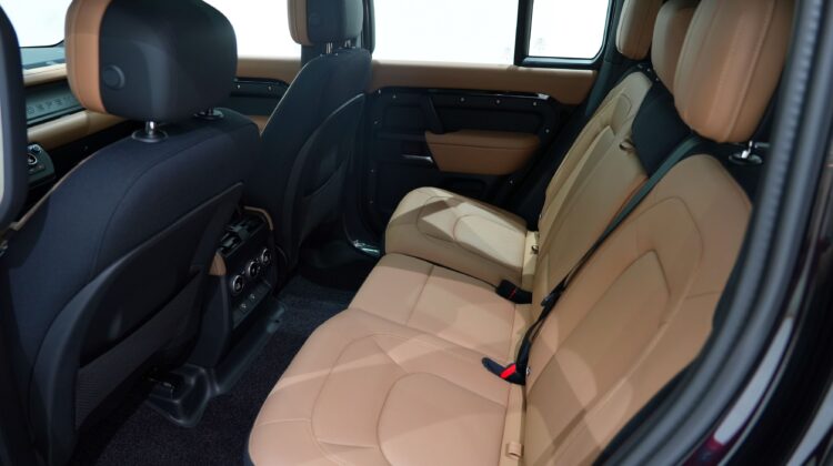LAND ROVER DEFENDER 110 V8 EDITION P525
