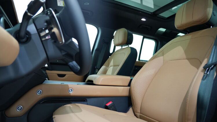 LAND ROVER DEFENDER 110 V8 EDITION P525