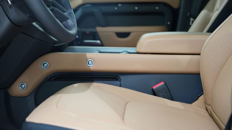 LAND ROVER DEFENDER 110 V8 EDITION P525