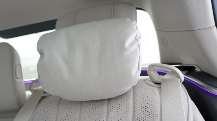 2025 MERCEDES BENZ S-500 (WHITE INTERIOR)