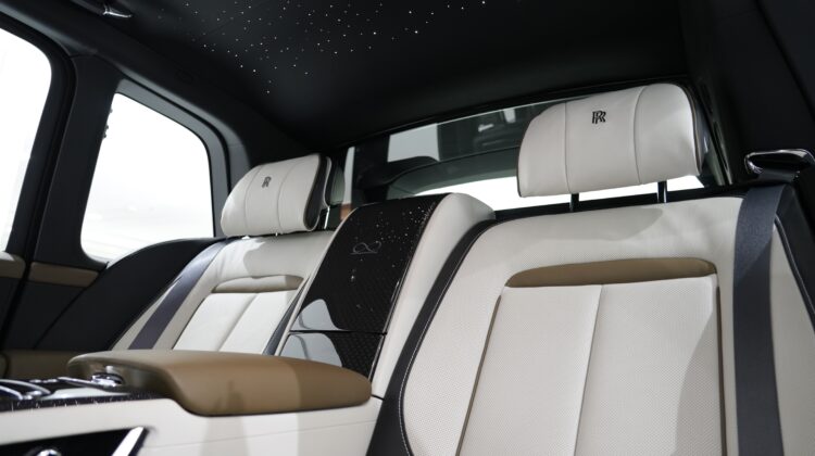 ROLLS ROYCE CULLINAN BLACK BADGE 2024