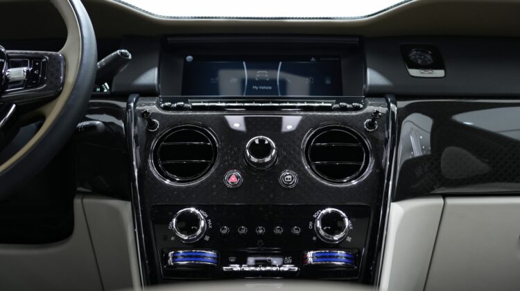 ROLLS ROYCE CULLINAN BLACK BADGE 2024