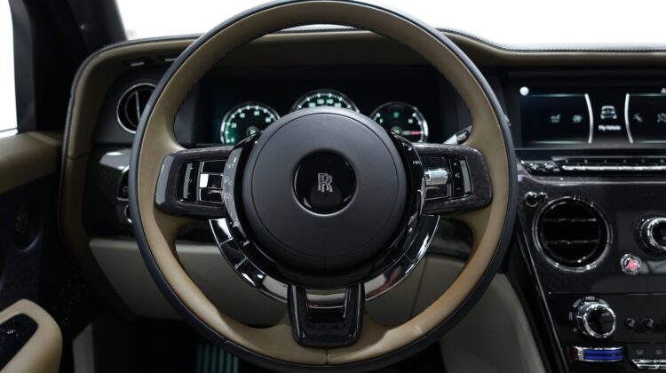 ROLLS ROYCE CULLINAN BLACK BADGE 2024