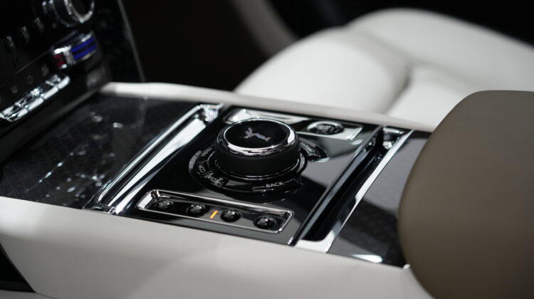 ROLLS ROYCE CULLINAN BLACK BADGE 2024