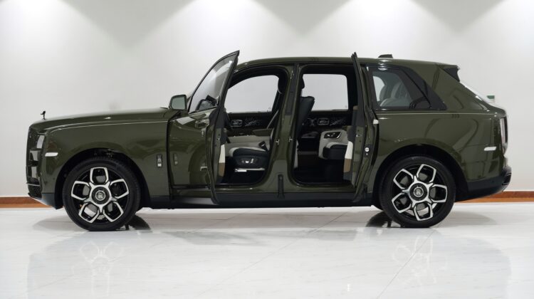 ROLLS ROYCE CULLINAN BLACK BADGE 2024