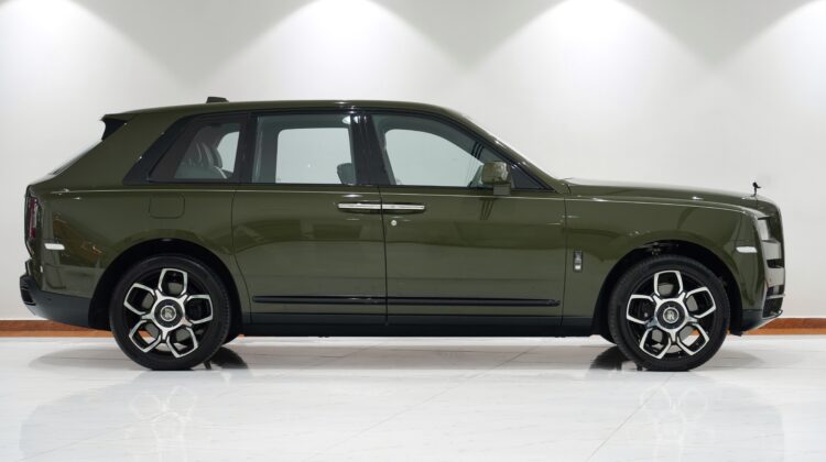 ROLLS ROYCE CULLINAN BLACK BADGE 2024