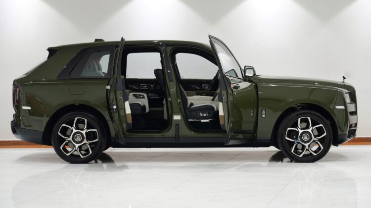 ROLLS ROYCE CULLINAN BLACK BADGE 2024