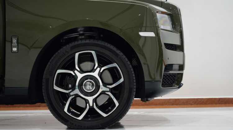 ROLLS ROYCE CULLINAN BLACK BADGE 2024