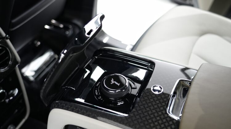 ROLLS ROYCE CULLINAN BLACK BADGE 2024