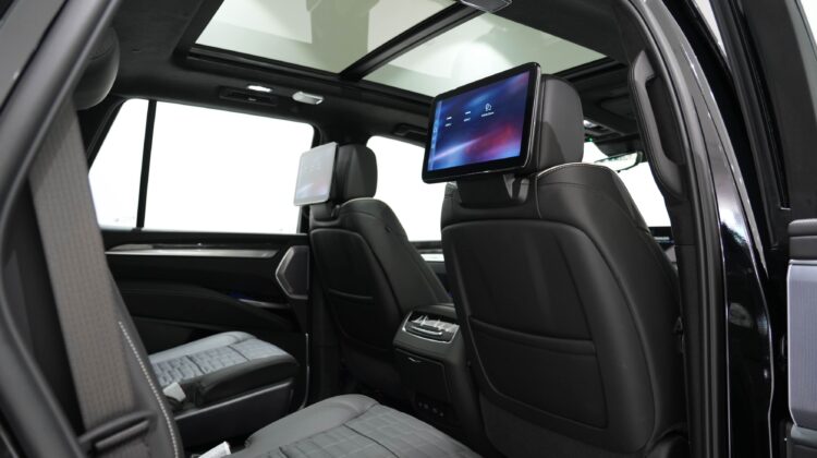 2025 CADILLAC ESCALADE V-Series 6.2L SUPERCHARGED