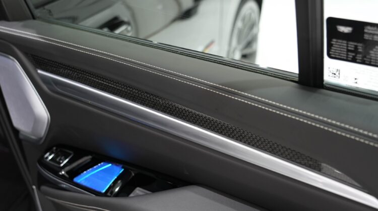 2025 CADILLAC ESCALADE V-Series 6.2L SUPERCHARGED