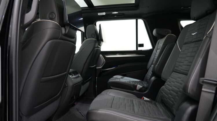 2025 CADILLAC ESCALADE V-Series 6.2L SUPERCHARGED