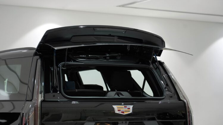2025 CADILLAC ESCALADE V-Series 6.2L SUPERCHARGED