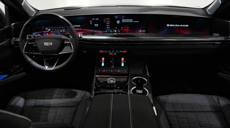 2025 CADILLAC ESCALADE V-Series 6.2L SUPERCHARGED