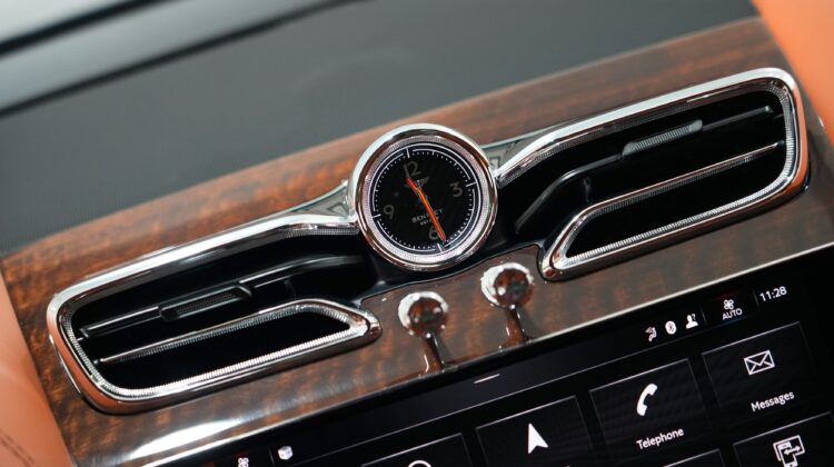 Brand New 2025 Bentley Bentayga V8