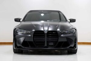 BMW M4 Competition xDrive M-Kit