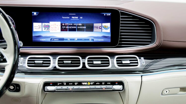 2024 MERCEDES -MAYBACH GLS 600 Silver Black