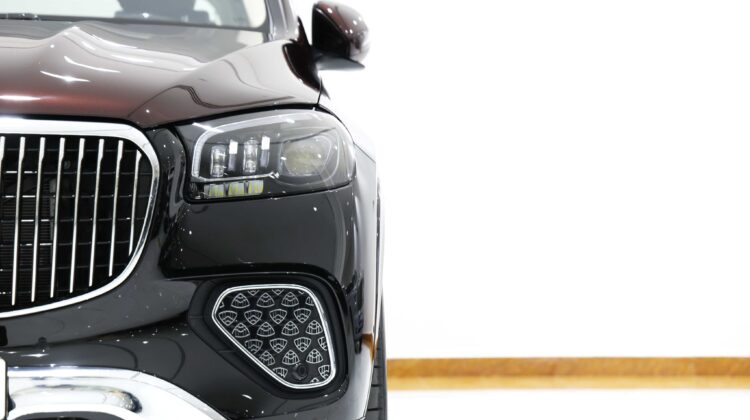 2025 MERCEDES -MAYBACH GLS 600 – Black Red