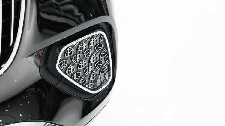 2025 MERCEDES -MAYBACH GLS 600 – Black Red