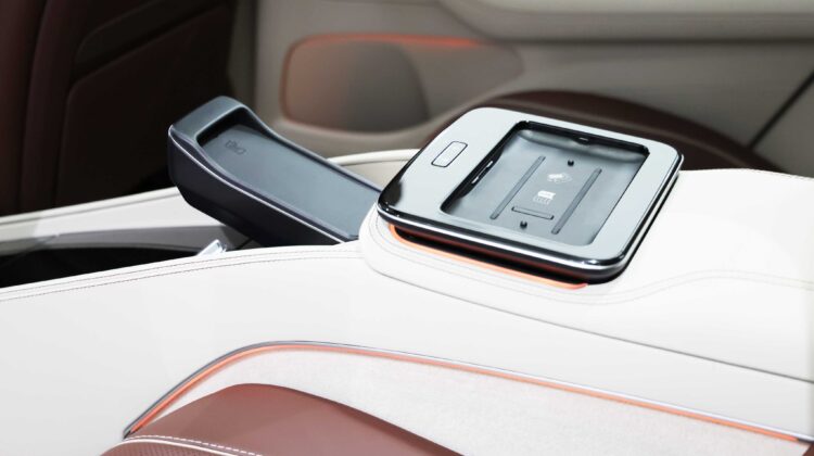 2025 MERCEDES -MAYBACH GLS 600 – Black Red