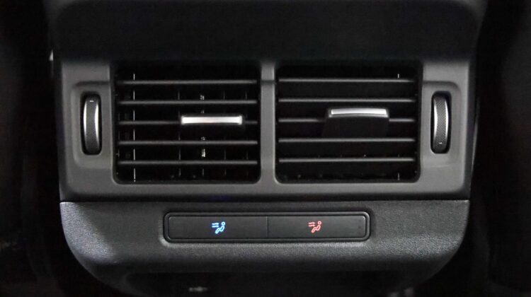 Range Rover Evoque R-Dynamic SE