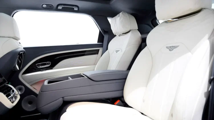 Bentley Bentayga EWB Azure