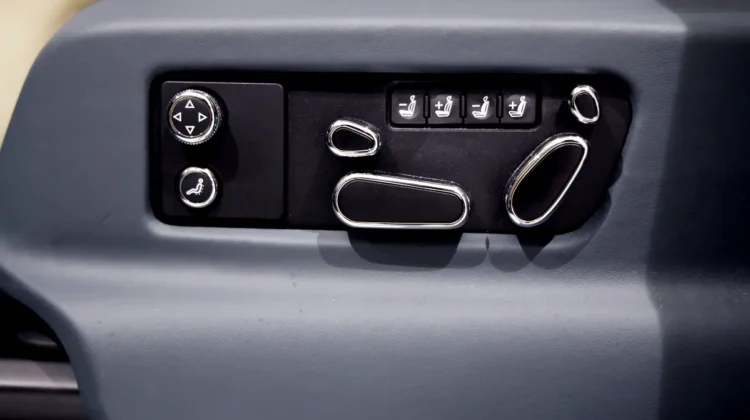 Bentley Bentayga EWB Azure