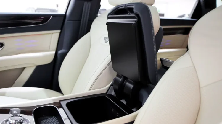 Bentley Bentayga EWB Azure