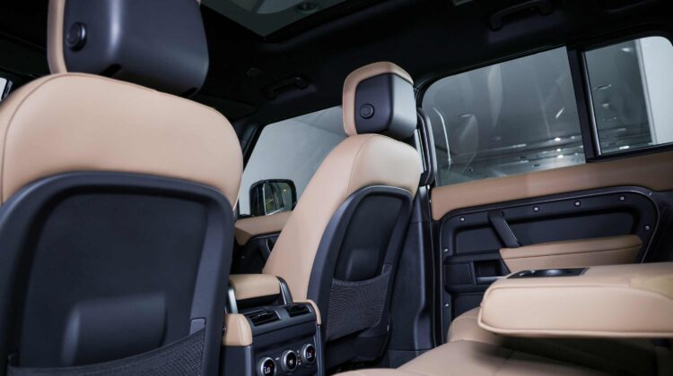 LandRover Defender 110 Ultimate Edition P525